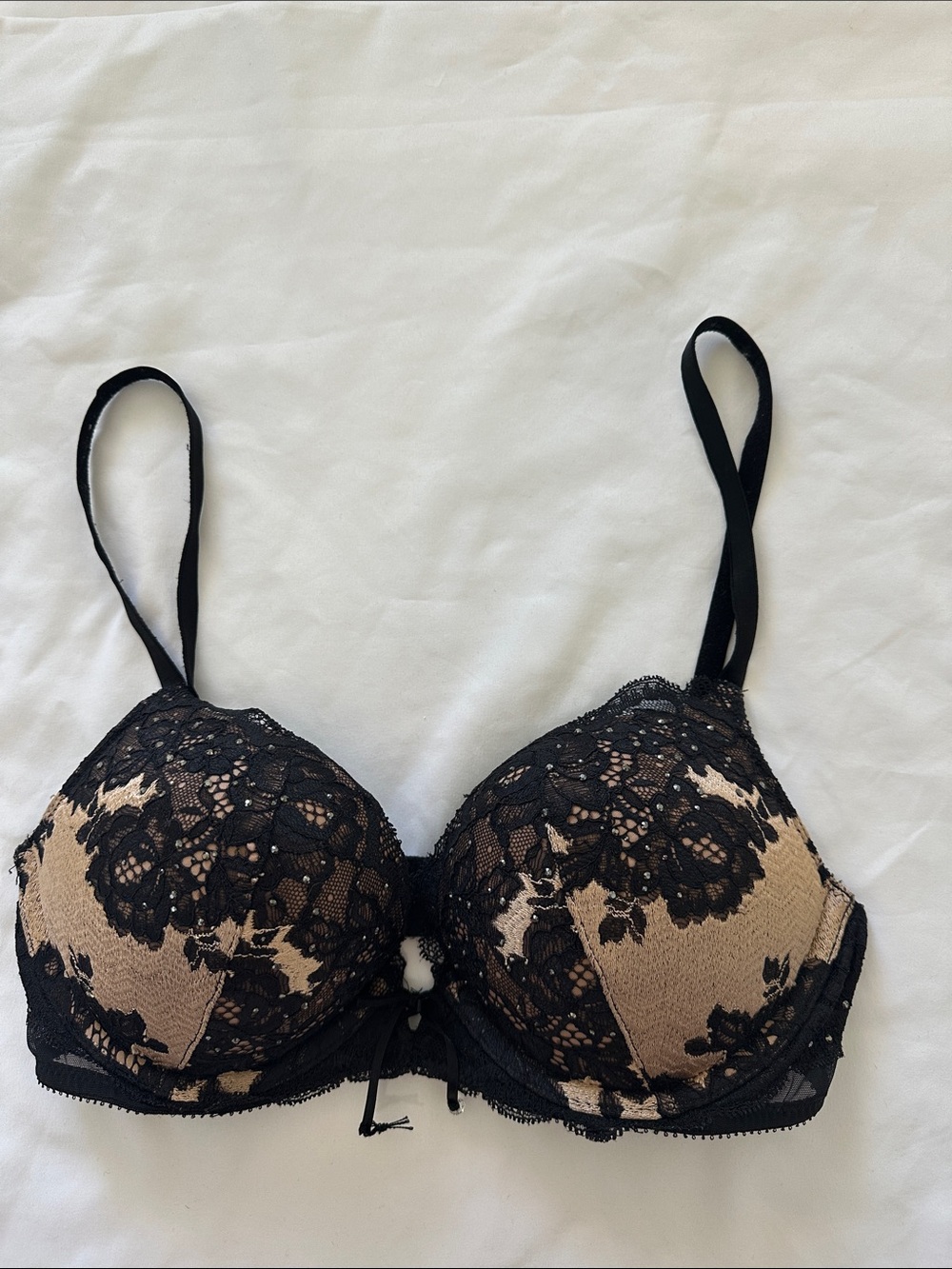 Victoria’s Secret Bombshell Push-Up Bra Rhinestone Embellished in Black sz 32C